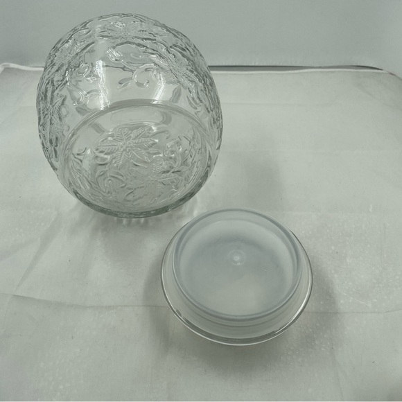 Princess House Fantasia Glass Canister - Picture 5 of 5